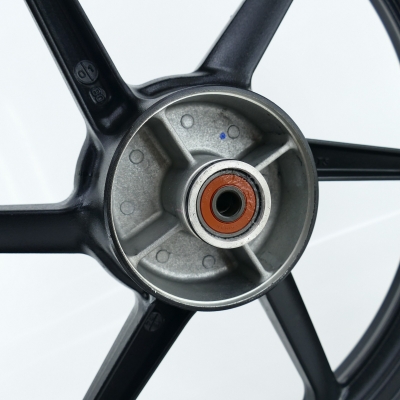 Honda (Original OE) - HONDA CBR125 CBR125R JC34 JC39 Felge hinten Hinterradfelge Hinterrad nur 3090km - Bild 5 von 8