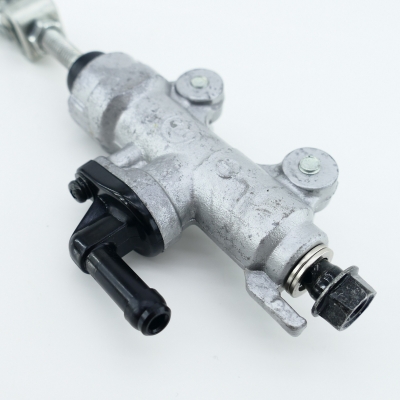 Honda (Original OE) - HONDA CBR125 CBR125R JC39 Bremspumpe hinten Fußbremspumpe Pumpe nur 3090km - Bild 4 von 6