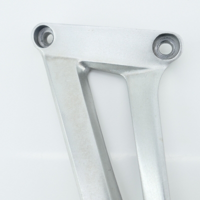 Honda (Original OE) - HONDA CBR125 CBR125R JC39 Fußraste hinten links Fußrastenanlage UNFALLFREI - Bild 5 von 6