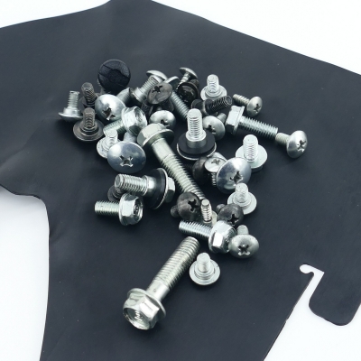 Honda (Original OE) - HONDA CBR125 CBR125R JC39 Verkleidungsschrauben Kabelbinder Clip nur 3090km - Bild 3 von 5