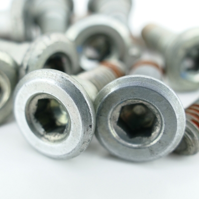 Honda (Original OE) - HONDA CBR125 CBR125R JC39 Bremsscheibenschrauben Schrauben Bremsscheibe - Bild 2 von 4