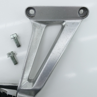 Honda (Original OE) - HONDA CBR125 CBR125R JC39 Fußraste hinten rechts Fußrastenanlage UNFALLFREI - Bild 3 von 6