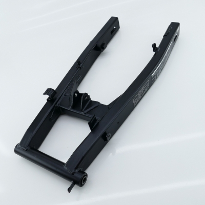 HONDA CBR125 CBR125R JC39 Schwinge Hinterradschwinge nur 5015km UNFALLFREI