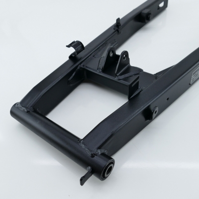 Honda (Original OE) - HONDA CBR125 CBR125R JC39 Schwinge Hinterradschwinge nur 5015km UNFALLFREI - Bild 2 von 7