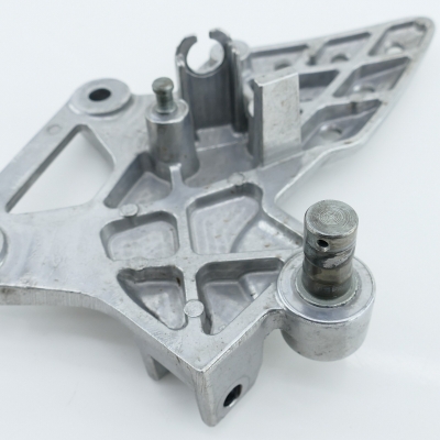 Honda (Original OE) - HONDA CBR125 CBR125R JC34 Fußrastenhalter Fußrastenplatte rechts Fußrastenträger - Bild 5 von 6
