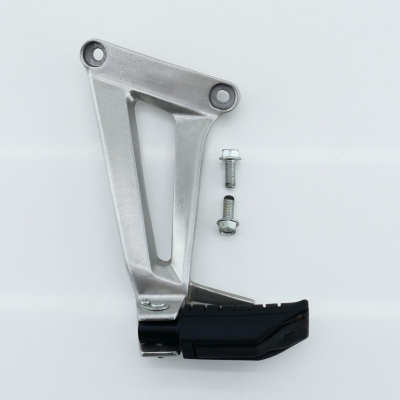 HONDA CBR125 CBR125R JC34 Fußrastenanlage hinten links Sozius Fußraste