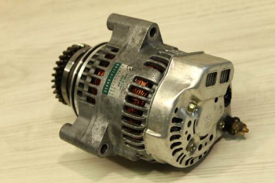 Suzuki (Original OE) - SUZUKI GSF600 GSF600S Bandit WVA8 POP - Lichtmaschine Generator Lima 31400-03F02 - Bild 2 von 3