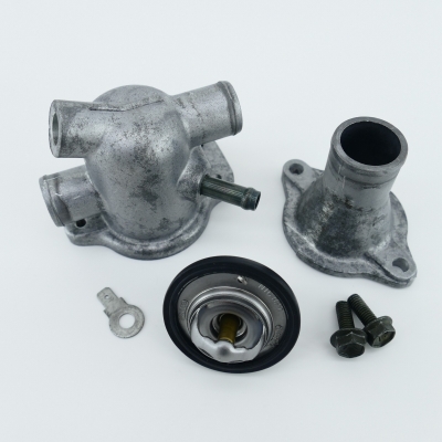 SUZUKI SV650 SV650S AV Thermostat Thermostatgehäuse Gehäuse nur 12226km