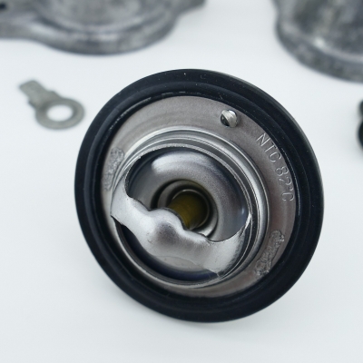 Suzuki (Original OE) - SUZUKI SV650 SV650S AV Thermostat Thermostatgehäuse Gehäuse nur 12226km - Bild 2 von 6