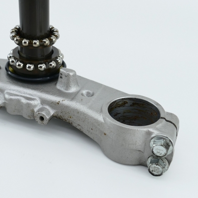 Suzuki (Original OE) - SUZUKI GSF600 GSF600S WVA8 Gabelbrücke unten untere Brücke Gabel UNFALLFREI - Bild 3 von 6