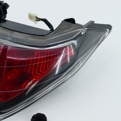 Honda (Original OE) - HONDA CBR125 CBR125R JC34 Rücklicht Rückleuchte Bremslicht UNFALLFREI - Bild 3 von 6