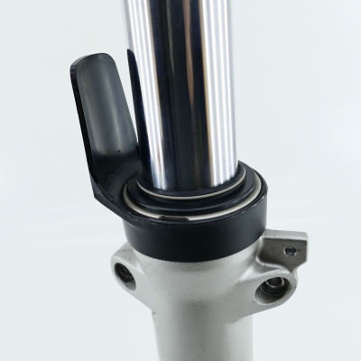 Suzuki (Original OE) - SUZUKI GSF1200 GSF1200S WVA9 SHOWA Gabel Gabelholm links UNFALLFREI nur 16966km - Bild 3 von 7