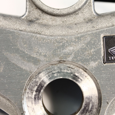 Honda (Original OE) - HONDA CBR CBR125 CBR125R JC39 Gabelbrücke oben obere Brücke Gabel nur 4100km - Bild 5 von 6