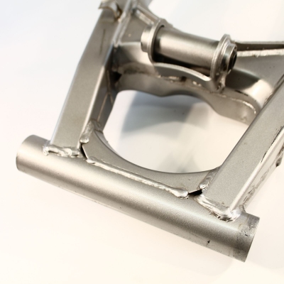 Suzuki (Original OE) - SUZUKI GSF GSF600 GSF600S WVA8 Schwinge Hinterradschwinge nur 21528km - Bild 2 von 7