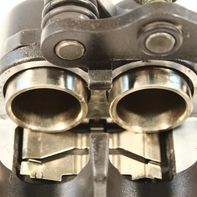 Suzuki (Original OE) - SUZUKI GSF GSF600 GSF600S WVA8 Bremssattel vorn rechts Bremszange nur 21528km - Bild 5 von 6