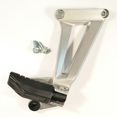 HONDA CBR CBR125 CBR125R JC34 Fußrastenanlage hinten rechts Sozius Fußraste