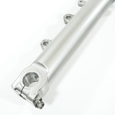 Suzuki (Original OE) - SUZUKI GSF1200 GSF1200S Bandit WVA9 Gabel Gabelholm rechts NEUE Dichtung + Öl - Bild 2 von 6