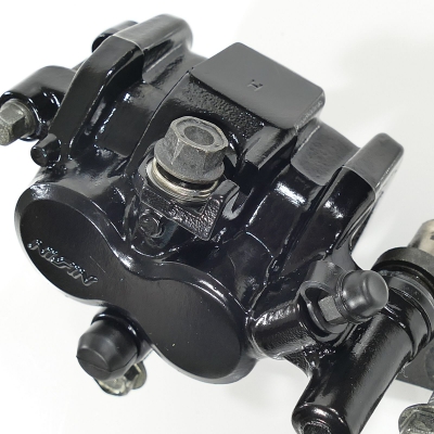 Honda (Original OE) - HONDA CBR CBR125 CBR125R JC50 Bremssattel vorn Bremszange nur 14478km - Bild 2 von 6
